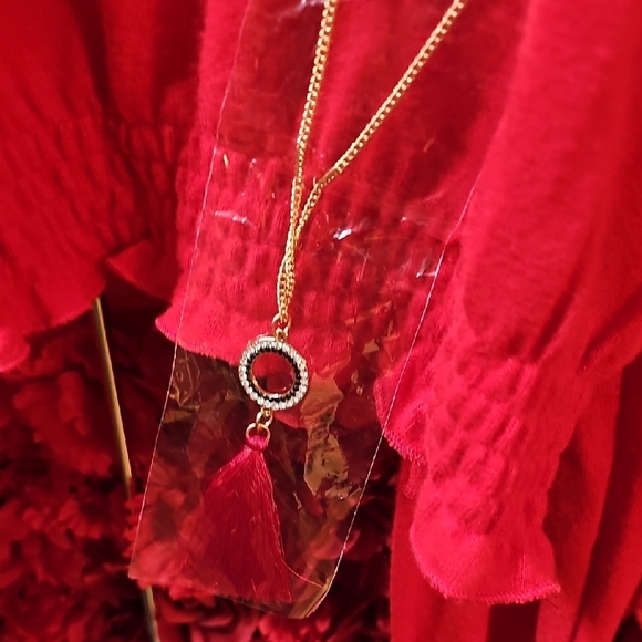 In Girl NWT Girls Stylish Red SoftvLong Sleeve Top Size Small 7/8 - Picture 4 of 9